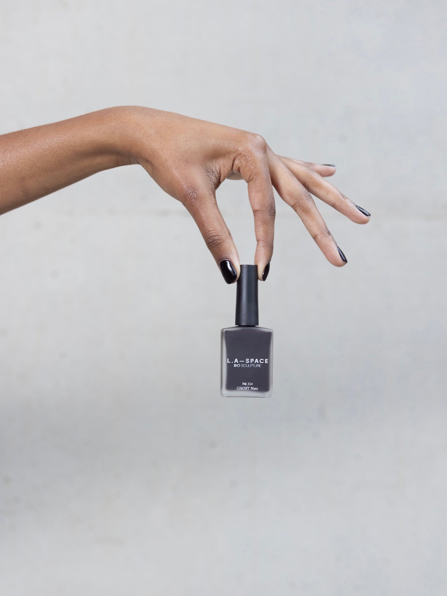 L.A-SPACE X BIO SCULPTURE GHOST NOIR NO.324 NAIL POLISH